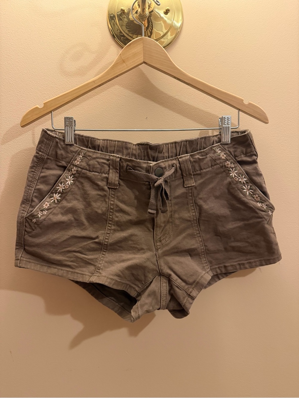 Arizona Jean Company Brown High-Waist Drawstring Shorts with Embroidered Pockets
